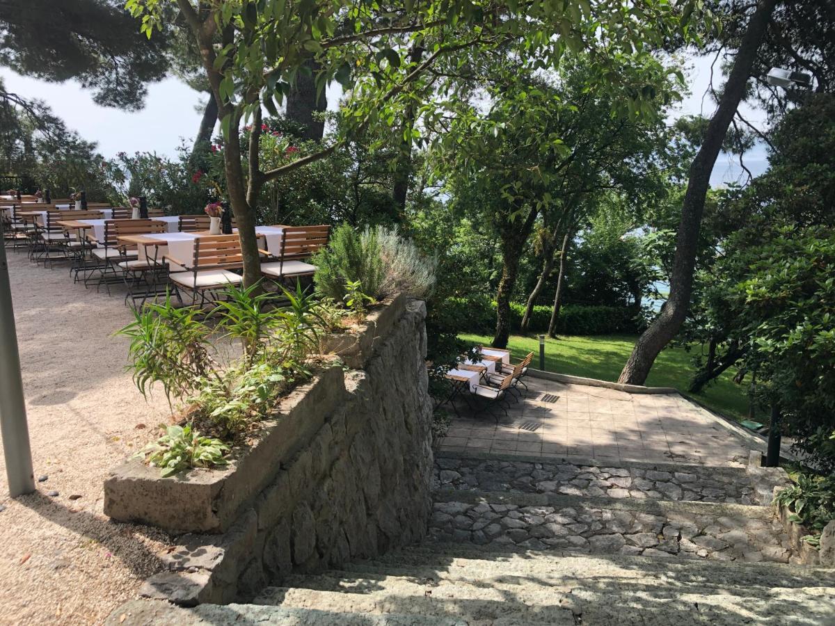 La Villa - Beach House & Rooms Цриквеница Экстерьер фото